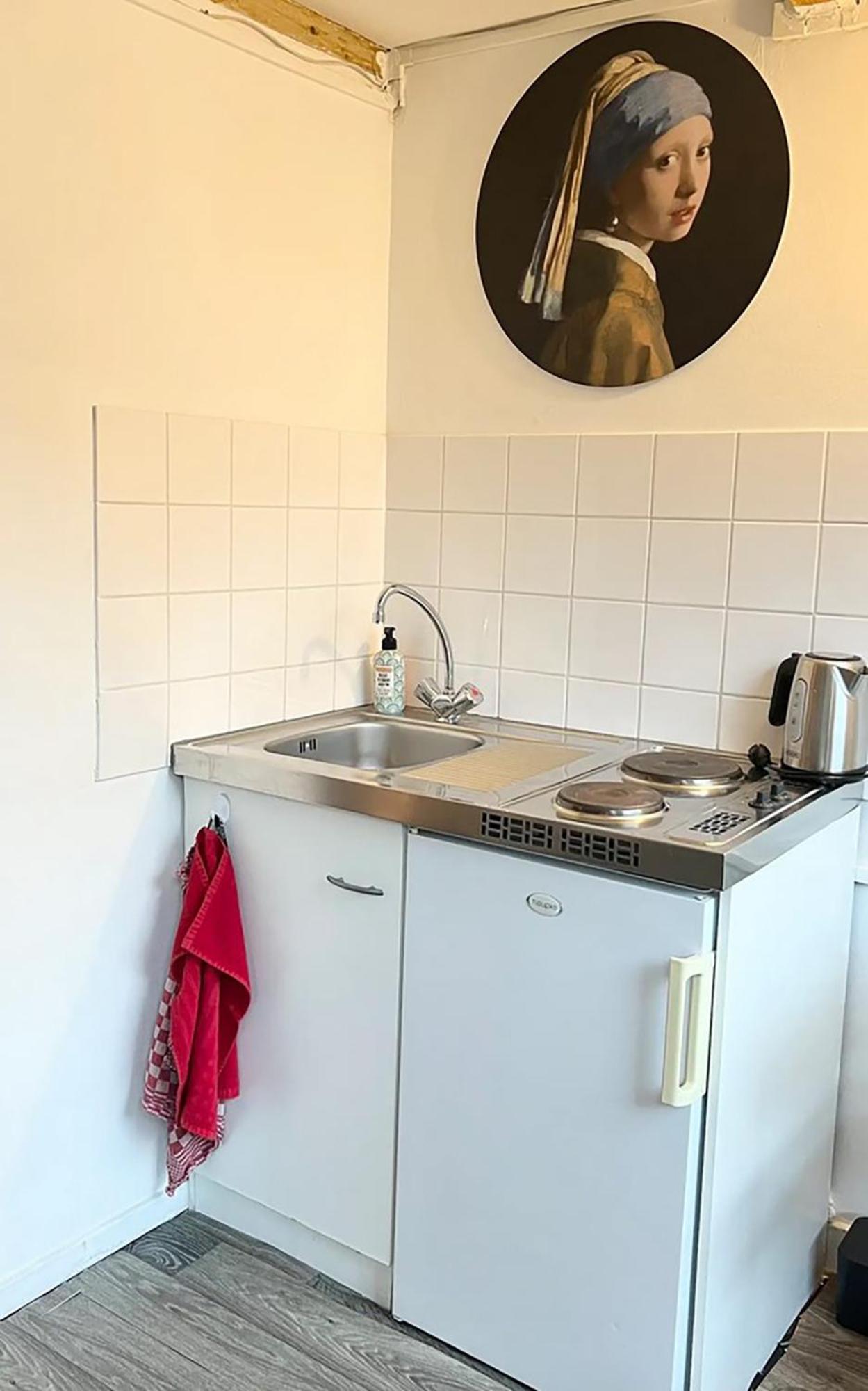 Maison d'hôtes Studio's In The Center Of With Canal View!